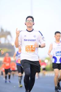 BIB: 22274, 406
                            <button type="button" onclick="openModal(10611488)" class="btn btn-primary btn-sm float-right btn-popup" data-toggle="modal" data-target=".modal-high-quality">
                        <i class="fas fa-shopping-cart"></i> Add to Cart
                    </button>
                                            <button type="button" onclick="isThisMe(10611488, true)" class="btn btn-success btn-sm float-right btn-popup btn-isme hidden" data-toggle="tooltip" data-placement="bottom" title="นี่คือรูปของคุณใช่ไหม คลิกที่นี่เพื่อเอาเข้าอัลบั้ม">
                        <i class="fas fa-plus"></i> Add to album
                    </button>
                    <button type="button" onclick="isThisMe(10611488, false)" class="btn btn-warning btn-sm float-right btn-popup btn-isnotme hidden">
                        <i class="fas fa-ban"></i> Remove from album
                    </button>