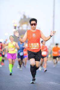 BIB: 25901
                            <button type="button" onclick="openModal(10613879)" class="btn btn-primary btn-sm float-right btn-popup" data-toggle="modal" data-target=".modal-high-quality">
                        <i class="fas fa-shopping-cart"></i> Add to Cart
                    </button>
                                            <button type="button" onclick="isThisMe(10613879, true)" class="btn btn-success btn-sm float-right btn-popup btn-isme hidden" data-toggle="tooltip" data-placement="bottom" title="นี่คือรูปของคุณใช่ไหม คลิกที่นี่เพื่อเอาเข้าอัลบั้ม">
                        <i class="fas fa-plus"></i> Add to album
                    </button>
                    <button type="button" onclick="isThisMe(10613879, false)" class="btn btn-warning btn-sm float-right btn-popup btn-isnotme hidden">
                        <i class="fas fa-ban"></i> Remove from album
                    </button>
