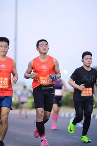 BIB: 2085, 355, 20226
                            <button type="button" onclick="openModal(10596917)" class="btn btn-primary btn-sm float-right btn-popup" data-toggle="modal" data-target=".modal-high-quality">
                        <i class="fas fa-shopping-cart"></i> Add to Cart
                    </button>
                                            <button type="button" onclick="isThisMe(10596917, true)" class="btn btn-success btn-sm float-right btn-popup btn-isme hidden" data-toggle="tooltip" data-placement="bottom" title="นี่คือรูปของคุณใช่ไหม คลิกที่นี่เพื่อเอาเข้าอัลบั้ม">
                        <i class="fas fa-plus"></i> Add to album
                    </button>
                    <button type="button" onclick="isThisMe(10596917, false)" class="btn btn-warning btn-sm float-right btn-popup btn-isnotme hidden">
                        <i class="fas fa-ban"></i> Remove from album
                    </button>