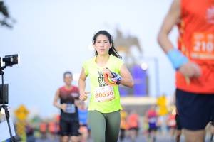 BIB: 210, 80636
                            <button type="button" onclick="openModal(10604167)" class="btn btn-primary btn-sm float-right btn-popup" data-toggle="modal" data-target=".modal-high-quality">
                        <i class="fas fa-shopping-cart"></i> Add to Cart
                    </button>
                                            <button type="button" onclick="isThisMe(10604167, true)" class="btn btn-success btn-sm float-right btn-popup btn-isme hidden" data-toggle="tooltip" data-placement="bottom" title="นี่คือรูปของคุณใช่ไหม คลิกที่นี่เพื่อเอาเข้าอัลบั้ม">
                        <i class="fas fa-plus"></i> Add to album
                    </button>
                    <button type="button" onclick="isThisMe(10604167, false)" class="btn btn-warning btn-sm float-right btn-popup btn-isnotme hidden">
                        <i class="fas fa-ban"></i> Remove from album
                    </button>