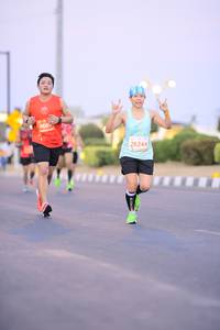BIB: 988, 28244
                            <button type="button" onclick="openModal(10597651)" class="btn btn-primary btn-sm float-right btn-popup" data-toggle="modal" data-target=".modal-high-quality">
                        <i class="fas fa-shopping-cart"></i> Add to Cart
                    </button>
                                            <button type="button" onclick="isThisMe(10597651, true)" class="btn btn-success btn-sm float-right btn-popup btn-isme hidden" data-toggle="tooltip" data-placement="bottom" title="นี่คือรูปของคุณใช่ไหม คลิกที่นี่เพื่อเอาเข้าอัลบั้ม">
                        <i class="fas fa-plus"></i> Add to album
                    </button>
                    <button type="button" onclick="isThisMe(10597651, false)" class="btn btn-warning btn-sm float-right btn-popup btn-isnotme hidden">
                        <i class="fas fa-ban"></i> Remove from album
                    </button>