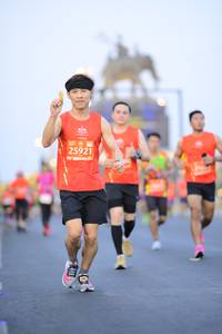 BIB: 25921
                            <button type="button" onclick="openModal(10612729)" class="btn btn-primary btn-sm float-right btn-popup" data-toggle="modal" data-target=".modal-high-quality">
                        <i class="fas fa-shopping-cart"></i> Add to Cart
                    </button>
                                            <button type="button" onclick="isThisMe(10612729, true)" class="btn btn-success btn-sm float-right btn-popup btn-isme hidden" data-toggle="tooltip" data-placement="bottom" title="นี่คือรูปของคุณใช่ไหม คลิกที่นี่เพื่อเอาเข้าอัลบั้ม">
                        <i class="fas fa-plus"></i> Add to album
                    </button>
                    <button type="button" onclick="isThisMe(10612729, false)" class="btn btn-warning btn-sm float-right btn-popup btn-isnotme hidden">
                        <i class="fas fa-ban"></i> Remove from album
                    </button>