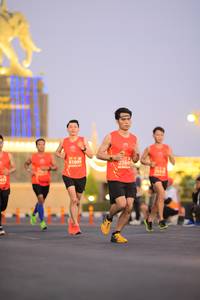 BIB: 81009, 2184
                            <button type="button" onclick="openModal(10579402)" class="btn btn-primary btn-sm float-right btn-popup" data-toggle="modal" data-target=".modal-high-quality">
                        <i class="fas fa-shopping-cart"></i> Add to Cart
                    </button>
                                            <button type="button" onclick="isThisMe(10579402, true)" class="btn btn-success btn-sm float-right btn-popup btn-isme hidden" data-toggle="tooltip" data-placement="bottom" title="นี่คือรูปของคุณใช่ไหม คลิกที่นี่เพื่อเอาเข้าอัลบั้ม">
                        <i class="fas fa-plus"></i> Add to album
                    </button>
                    <button type="button" onclick="isThisMe(10579402, false)" class="btn btn-warning btn-sm float-right btn-popup btn-isnotme hidden">
                        <i class="fas fa-ban"></i> Remove from album
                    </button>