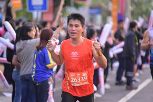 BIB: 26339
                            <button type="button" onclick="openModal(12642272)" class="btn btn-primary btn-sm float-right btn-popup" data-toggle="modal" data-target=".modal-high-quality">
                        <i class="fas fa-shopping-cart"></i> Add to Cart
                    </button>
                                            <button type="button" onclick="isThisMe(12642272, true)" class="btn btn-success btn-sm float-right btn-popup btn-isme hidden" data-toggle="tooltip" data-placement="bottom" title="นี่คือรูปของคุณใช่ไหม คลิกที่นี่เพื่อเอาเข้าอัลบั้ม">
                        <i class="fas fa-plus"></i> Add to album
                    </button>
                    <button type="button" onclick="isThisMe(12642272, false)" class="btn btn-warning btn-sm float-right btn-popup btn-isnotme hidden">
                        <i class="fas fa-ban"></i> Remove from album
                    </button>
