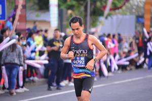 BIB: 44792
                            <button type="button" onclick="openModal(12618184)" class="btn btn-primary btn-sm float-right btn-popup" data-toggle="modal" data-target=".modal-high-quality">
                        <i class="fas fa-shopping-cart"></i> Add to Cart
                    </button>
                                            <button type="button" onclick="isThisMe(12618184, true)" class="btn btn-success btn-sm float-right btn-popup btn-isme hidden" data-toggle="tooltip" data-placement="bottom" title="นี่คือรูปของคุณใช่ไหม คลิกที่นี่เพื่อเอาเข้าอัลบั้ม">
                        <i class="fas fa-plus"></i> Add to album
                    </button>
                    <button type="button" onclick="isThisMe(12618184, false)" class="btn btn-warning btn-sm float-right btn-popup btn-isnotme hidden">
                        <i class="fas fa-ban"></i> Remove from album
                    </button>