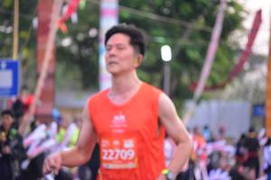 BIB: 22709
                            <button type="button" onclick="openModal(12616348)" class="btn btn-primary btn-sm float-right btn-popup" data-toggle="modal" data-target=".modal-high-quality">
                        <i class="fas fa-shopping-cart"></i> Add to Cart
                    </button>
                                            <button type="button" onclick="isThisMe(12616348, true)" class="btn btn-success btn-sm float-right btn-popup btn-isme hidden" data-toggle="tooltip" data-placement="bottom" title="นี่คือรูปของคุณใช่ไหม คลิกที่นี่เพื่อเอาเข้าอัลบั้ม">
                        <i class="fas fa-plus"></i> Add to album
                    </button>
                    <button type="button" onclick="isThisMe(12616348, false)" class="btn btn-warning btn-sm float-right btn-popup btn-isnotme hidden">
                        <i class="fas fa-ban"></i> Remove from album
                    </button>