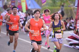BIB: 20174, 26305, 23584
                            <button type="button" onclick="openModal(12638207)" class="btn btn-primary btn-sm float-right btn-popup" data-toggle="modal" data-target=".modal-high-quality">
                        <i class="fas fa-shopping-cart"></i> Add to Cart
                    </button>
                                            <button type="button" onclick="isThisMe(12638207, true)" class="btn btn-success btn-sm float-right btn-popup btn-isme hidden" data-toggle="tooltip" data-placement="bottom" title="นี่คือรูปของคุณใช่ไหม คลิกที่นี่เพื่อเอาเข้าอัลบั้ม">
                        <i class="fas fa-plus"></i> Add to album
                    </button>
                    <button type="button" onclick="isThisMe(12638207, false)" class="btn btn-warning btn-sm float-right btn-popup btn-isnotme hidden">
                        <i class="fas fa-ban"></i> Remove from album
                    </button>