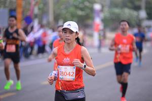 BIB: 400, 23042
                            <button type="button" onclick="openModal(12621871)" class="btn btn-primary btn-sm float-right btn-popup" data-toggle="modal" data-target=".modal-high-quality">
                        <i class="fas fa-shopping-cart"></i> Add to Cart
                    </button>
                                            <button type="button" onclick="isThisMe(12621871, true)" class="btn btn-success btn-sm float-right btn-popup btn-isme hidden" data-toggle="tooltip" data-placement="bottom" title="นี่คือรูปของคุณใช่ไหม คลิกที่นี่เพื่อเอาเข้าอัลบั้ม">
                        <i class="fas fa-plus"></i> Add to album
                    </button>
                    <button type="button" onclick="isThisMe(12621871, false)" class="btn btn-warning btn-sm float-right btn-popup btn-isnotme hidden">
                        <i class="fas fa-ban"></i> Remove from album
                    </button>