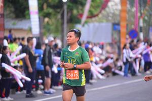 BIB: 25816
                            <button type="button" onclick="openModal(12621540)" class="btn btn-primary btn-sm float-right btn-popup" data-toggle="modal" data-target=".modal-high-quality">
                        <i class="fas fa-shopping-cart"></i> Add to Cart
                    </button>
                                            <button type="button" onclick="isThisMe(12621540, true)" class="btn btn-success btn-sm float-right btn-popup btn-isme hidden" data-toggle="tooltip" data-placement="bottom" title="นี่คือรูปของคุณใช่ไหม คลิกที่นี่เพื่อเอาเข้าอัลบั้ม">
                        <i class="fas fa-plus"></i> Add to album
                    </button>
                    <button type="button" onclick="isThisMe(12621540, false)" class="btn btn-warning btn-sm float-right btn-popup btn-isnotme hidden">
                        <i class="fas fa-ban"></i> Remove from album
                    </button>