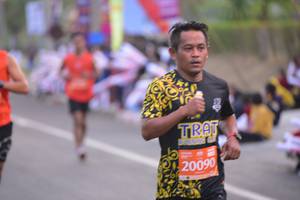 BIB: 20090
                            <button type="button" onclick="openModal(12627299)" class="btn btn-primary btn-sm float-right btn-popup" data-toggle="modal" data-target=".modal-high-quality">
                        <i class="fas fa-shopping-cart"></i> Add to Cart
                    </button>
                                            <button type="button" onclick="isThisMe(12627299, true)" class="btn btn-success btn-sm float-right btn-popup btn-isme hidden" data-toggle="tooltip" data-placement="bottom" title="นี่คือรูปของคุณใช่ไหม คลิกที่นี่เพื่อเอาเข้าอัลบั้ม">
                        <i class="fas fa-plus"></i> Add to album
                    </button>
                    <button type="button" onclick="isThisMe(12627299, false)" class="btn btn-warning btn-sm float-right btn-popup btn-isnotme hidden">
                        <i class="fas fa-ban"></i> Remove from album
                    </button>