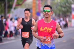 BIB: 21633, 504
                            <button type="button" onclick="openModal(12610588)" class="btn btn-primary btn-sm float-right btn-popup" data-toggle="modal" data-target=".modal-high-quality">
                        <i class="fas fa-shopping-cart"></i> Add to Cart
                    </button>
                                            <button type="button" onclick="isThisMe(12610588, true)" class="btn btn-success btn-sm float-right btn-popup btn-isme hidden" data-toggle="tooltip" data-placement="bottom" title="นี่คือรูปของคุณใช่ไหม คลิกที่นี่เพื่อเอาเข้าอัลบั้ม">
                        <i class="fas fa-plus"></i> Add to album
                    </button>
                    <button type="button" onclick="isThisMe(12610588, false)" class="btn btn-warning btn-sm float-right btn-popup btn-isnotme hidden">
                        <i class="fas fa-ban"></i> Remove from album
                    </button>