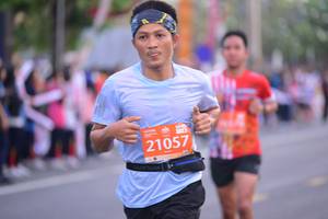 BIB: 21057
                            <button type="button" onclick="openModal(12618364)" class="btn btn-primary btn-sm float-right btn-popup" data-toggle="modal" data-target=".modal-high-quality">
                        <i class="fas fa-shopping-cart"></i> Add to Cart
                    </button>
                                            <button type="button" onclick="isThisMe(12618364, true)" class="btn btn-success btn-sm float-right btn-popup btn-isme hidden" data-toggle="tooltip" data-placement="bottom" title="นี่คือรูปของคุณใช่ไหม คลิกที่นี่เพื่อเอาเข้าอัลบั้ม">
                        <i class="fas fa-plus"></i> Add to album
                    </button>
                    <button type="button" onclick="isThisMe(12618364, false)" class="btn btn-warning btn-sm float-right btn-popup btn-isnotme hidden">
                        <i class="fas fa-ban"></i> Remove from album
                    </button>