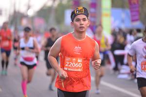 BIB: 22060
                            <button type="button" onclick="openModal(12636907)" class="btn btn-primary btn-sm float-right btn-popup" data-toggle="modal" data-target=".modal-high-quality">
                        <i class="fas fa-shopping-cart"></i> Add to Cart
                    </button>
                                            <button type="button" onclick="isThisMe(12636907, true)" class="btn btn-success btn-sm float-right btn-popup btn-isme hidden" data-toggle="tooltip" data-placement="bottom" title="นี่คือรูปของคุณใช่ไหม คลิกที่นี่เพื่อเอาเข้าอัลบั้ม">
                        <i class="fas fa-plus"></i> Add to album
                    </button>
                    <button type="button" onclick="isThisMe(12636907, false)" class="btn btn-warning btn-sm float-right btn-popup btn-isnotme hidden">
                        <i class="fas fa-ban"></i> Remove from album
                    </button>