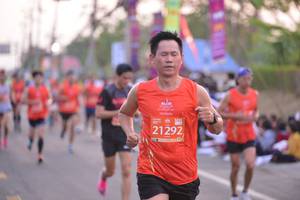 BIB: 21292
                            <button type="button" onclick="openModal(12637779)" class="btn btn-primary btn-sm float-right btn-popup" data-toggle="modal" data-target=".modal-high-quality">
                        <i class="fas fa-shopping-cart"></i> Add to Cart
                    </button>
                                            <button type="button" onclick="isThisMe(12637779, true)" class="btn btn-success btn-sm float-right btn-popup btn-isme hidden" data-toggle="tooltip" data-placement="bottom" title="นี่คือรูปของคุณใช่ไหม คลิกที่นี่เพื่อเอาเข้าอัลบั้ม">
                        <i class="fas fa-plus"></i> Add to album
                    </button>
                    <button type="button" onclick="isThisMe(12637779, false)" class="btn btn-warning btn-sm float-right btn-popup btn-isnotme hidden">
                        <i class="fas fa-ban"></i> Remove from album
                    </button>