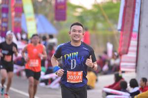BIB: 440, 20593
                            <button type="button" onclick="openModal(12645065)" class="btn btn-primary btn-sm float-right btn-popup" data-toggle="modal" data-target=".modal-high-quality">
                        <i class="fas fa-shopping-cart"></i> Add to Cart
                    </button>
                                            <button type="button" onclick="isThisMe(12645065, true)" class="btn btn-success btn-sm float-right btn-popup btn-isme hidden" data-toggle="tooltip" data-placement="bottom" title="นี่คือรูปของคุณใช่ไหม คลิกที่นี่เพื่อเอาเข้าอัลบั้ม">
                        <i class="fas fa-plus"></i> Add to album
                    </button>
                    <button type="button" onclick="isThisMe(12645065, false)" class="btn btn-warning btn-sm float-right btn-popup btn-isnotme hidden">
                        <i class="fas fa-ban"></i> Remove from album
                    </button>