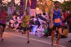 BIB: 21313, 21913, 20042
                            <button type="button" onclick="openModal(12592437)" class="btn btn-primary btn-sm float-right btn-popup" data-toggle="modal" data-target=".modal-high-quality">
                        <i class="fas fa-shopping-cart"></i> Add to Cart
                    </button>
                                            <button type="button" onclick="isThisMe(12592437, true)" class="btn btn-success btn-sm float-right btn-popup btn-isme hidden" data-toggle="tooltip" data-placement="bottom" title="นี่คือรูปของคุณใช่ไหม คลิกที่นี่เพื่อเอาเข้าอัลบั้ม">
                        <i class="fas fa-plus"></i> Add to album
                    </button>
                    <button type="button" onclick="isThisMe(12592437, false)" class="btn btn-warning btn-sm float-right btn-popup btn-isnotme hidden">
                        <i class="fas fa-ban"></i> Remove from album
                    </button>