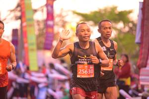 BIB: 25630
                            <button type="button" onclick="openModal(12596056)" class="btn btn-primary btn-sm float-right btn-popup" data-toggle="modal" data-target=".modal-high-quality">
                        <i class="fas fa-shopping-cart"></i> Add to Cart
                    </button>
                                            <button type="button" onclick="isThisMe(12596056, true)" class="btn btn-success btn-sm float-right btn-popup btn-isme hidden" data-toggle="tooltip" data-placement="bottom" title="นี่คือรูปของคุณใช่ไหม คลิกที่นี่เพื่อเอาเข้าอัลบั้ม">
                        <i class="fas fa-plus"></i> Add to album
                    </button>
                    <button type="button" onclick="isThisMe(12596056, false)" class="btn btn-warning btn-sm float-right btn-popup btn-isnotme hidden">
                        <i class="fas fa-ban"></i> Remove from album
                    </button>