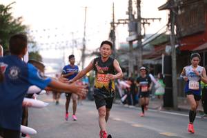 BIB: 20725, 28256
                            <button type="button" onclick="openModal(10620135)" class="btn btn-primary btn-sm float-right btn-popup" data-toggle="modal" data-target=".modal-high-quality">
                        <i class="fas fa-shopping-cart"></i> Add to Cart
                    </button>
                                            <button type="button" onclick="isThisMe(10620135, true)" class="btn btn-success btn-sm float-right btn-popup btn-isme hidden" data-toggle="tooltip" data-placement="bottom" title="นี่คือรูปของคุณใช่ไหม คลิกที่นี่เพื่อเอาเข้าอัลบั้ม">
                        <i class="fas fa-plus"></i> Add to album
                    </button>
                    <button type="button" onclick="isThisMe(10620135, false)" class="btn btn-warning btn-sm float-right btn-popup btn-isnotme hidden">
                        <i class="fas fa-ban"></i> Remove from album
                    </button>
