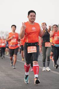 BIB: 221, 27757, 71212, 22048
                            <button type="button" onclick="openModal(11240560)" class="btn btn-primary btn-sm float-right btn-popup" data-toggle="modal" data-target=".modal-high-quality">
                        <i class="fas fa-shopping-cart"></i> Add to Cart
                    </button>
                                            <button type="button" onclick="isThisMe(11240560, true)" class="btn btn-success btn-sm float-right btn-popup btn-isme hidden" data-toggle="tooltip" data-placement="bottom" title="นี่คือรูปของคุณใช่ไหม คลิกที่นี่เพื่อเอาเข้าอัลบั้ม">
                        <i class="fas fa-plus"></i> Add to album
                    </button>
                    <button type="button" onclick="isThisMe(11240560, false)" class="btn btn-warning btn-sm float-right btn-popup btn-isnotme hidden">
                        <i class="fas fa-ban"></i> Remove from album
                    </button>