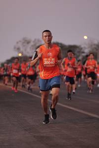 BIB: 20040
                            <button type="button" onclick="openModal(11244859)" class="btn btn-primary btn-sm float-right btn-popup" data-toggle="modal" data-target=".modal-high-quality">
                        <i class="fas fa-shopping-cart"></i> Add to Cart
                    </button>
                                            <button type="button" onclick="isThisMe(11244859, true)" class="btn btn-success btn-sm float-right btn-popup btn-isme hidden" data-toggle="tooltip" data-placement="bottom" title="นี่คือรูปของคุณใช่ไหม คลิกที่นี่เพื่อเอาเข้าอัลบั้ม">
                        <i class="fas fa-plus"></i> Add to album
                    </button>
                    <button type="button" onclick="isThisMe(11244859, false)" class="btn btn-warning btn-sm float-right btn-popup btn-isnotme hidden">
                        <i class="fas fa-ban"></i> Remove from album
                    </button>
