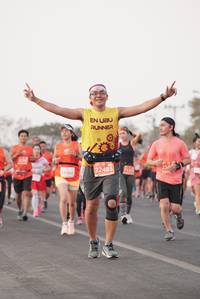 BIB: 22485, 29460
                            <button type="button" onclick="openModal(11240179)" class="btn btn-primary btn-sm float-right btn-popup" data-toggle="modal" data-target=".modal-high-quality">
                        <i class="fas fa-shopping-cart"></i> Add to Cart
                    </button>
                                            <button type="button" onclick="isThisMe(11240179, true)" class="btn btn-success btn-sm float-right btn-popup btn-isme hidden" data-toggle="tooltip" data-placement="bottom" title="นี่คือรูปของคุณใช่ไหม คลิกที่นี่เพื่อเอาเข้าอัลบั้ม">
                        <i class="fas fa-plus"></i> Add to album
                    </button>
                    <button type="button" onclick="isThisMe(11240179, false)" class="btn btn-warning btn-sm float-right btn-popup btn-isnotme hidden">
                        <i class="fas fa-ban"></i> Remove from album
                    </button>