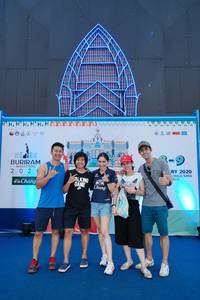 BIB: 202, 2020
                            <button type="button" onclick="openModal(10553178)" class="btn btn-primary btn-sm float-right btn-popup" data-toggle="modal" data-target=".modal-high-quality">
                        <i class="fas fa-shopping-cart"></i> Add to Cart
                    </button>
                                            <button type="button" onclick="isThisMe(10553178, true)" class="btn btn-success btn-sm float-right btn-popup btn-isme hidden" data-toggle="tooltip" data-placement="bottom" title="นี่คือรูปของคุณใช่ไหม คลิกที่นี่เพื่อเอาเข้าอัลบั้ม">
                        <i class="fas fa-plus"></i> Add to album
                    </button>
                    <button type="button" onclick="isThisMe(10553178, false)" class="btn btn-warning btn-sm float-right btn-popup btn-isnotme hidden">
                        <i class="fas fa-ban"></i> Remove from album
                    </button>