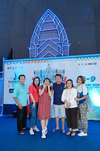 BIB: 2020
                            <button type="button" onclick="openModal(10553189)" class="btn btn-primary btn-sm float-right btn-popup" data-toggle="modal" data-target=".modal-high-quality">
                        <i class="fas fa-shopping-cart"></i> Add to Cart
                    </button>
                                            <button type="button" onclick="isThisMe(10553189, true)" class="btn btn-success btn-sm float-right btn-popup btn-isme hidden" data-toggle="tooltip" data-placement="bottom" title="นี่คือรูปของคุณใช่ไหม คลิกที่นี่เพื่อเอาเข้าอัลบั้ม">
                        <i class="fas fa-plus"></i> Add to album
                    </button>
                    <button type="button" onclick="isThisMe(10553189, false)" class="btn btn-warning btn-sm float-right btn-popup btn-isnotme hidden">
                        <i class="fas fa-ban"></i> Remove from album
                    </button>