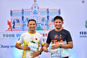 BIB: 16404, 44952
                            <button type="button" onclick="openModal(10560830)" class="btn btn-primary btn-sm float-right btn-popup" data-toggle="modal" data-target=".modal-high-quality">
                        <i class="fas fa-shopping-cart"></i> Add to Cart
                    </button>
                                            <button type="button" onclick="isThisMe(10560830, true)" class="btn btn-success btn-sm float-right btn-popup btn-isme hidden" data-toggle="tooltip" data-placement="bottom" title="นี่คือรูปของคุณใช่ไหม คลิกที่นี่เพื่อเอาเข้าอัลบั้ม">
                        <i class="fas fa-plus"></i> Add to album
                    </button>
                    <button type="button" onclick="isThisMe(10560830, false)" class="btn btn-warning btn-sm float-right btn-popup btn-isnotme hidden">
                        <i class="fas fa-ban"></i> Remove from album
                    </button>