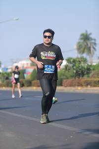 BIB: 425
                            <button type="button" onclick="openModal(11853275)" class="btn btn-primary btn-sm float-right btn-popup" data-toggle="modal" data-target=".modal-high-quality">
                        <i class="fas fa-shopping-cart"></i> Add to Cart
                    </button>
                                            <button type="button" onclick="isThisMe(11853275, true)" class="btn btn-success btn-sm float-right btn-popup btn-isme hidden" data-toggle="tooltip" data-placement="bottom" title="นี่คือรูปของคุณใช่ไหม คลิกที่นี่เพื่อเอาเข้าอัลบั้ม">
                        <i class="fas fa-plus"></i> Add to album
                    </button>
                    <button type="button" onclick="isThisMe(11853275, false)" class="btn btn-warning btn-sm float-right btn-popup btn-isnotme hidden">
                        <i class="fas fa-ban"></i> Remove from album
                    </button>
