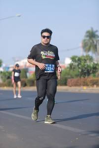 BIB: 42527
                            <button type="button" onclick="openModal(11853279)" class="btn btn-primary btn-sm float-right btn-popup" data-toggle="modal" data-target=".modal-high-quality">
                        <i class="fas fa-shopping-cart"></i> Add to Cart
                    </button>
                                            <button type="button" onclick="isThisMe(11853279, true)" class="btn btn-success btn-sm float-right btn-popup btn-isme hidden" data-toggle="tooltip" data-placement="bottom" title="นี่คือรูปของคุณใช่ไหม คลิกที่นี่เพื่อเอาเข้าอัลบั้ม">
                        <i class="fas fa-plus"></i> Add to album
                    </button>
                    <button type="button" onclick="isThisMe(11853279, false)" class="btn btn-warning btn-sm float-right btn-popup btn-isnotme hidden">
                        <i class="fas fa-ban"></i> Remove from album
                    </button>
