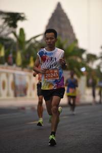 BIB: 20245
                            <button type="button" onclick="openModal(10953611)" class="btn btn-primary btn-sm float-right btn-popup" data-toggle="modal" data-target=".modal-high-quality">
                        <i class="fas fa-shopping-cart"></i> Add to Cart
                    </button>
                                            <button type="button" onclick="isThisMe(10953611, true)" class="btn btn-success btn-sm float-right btn-popup btn-isme hidden" data-toggle="tooltip" data-placement="bottom" title="นี่คือรูปของคุณใช่ไหม คลิกที่นี่เพื่อเอาเข้าอัลบั้ม">
                        <i class="fas fa-plus"></i> Add to album
                    </button>
                    <button type="button" onclick="isThisMe(10953611, false)" class="btn btn-warning btn-sm float-right btn-popup btn-isnotme hidden">
                        <i class="fas fa-ban"></i> Remove from album
                    </button>