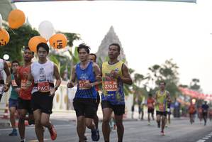 BIB: 206, 27034, 145
                            <button type="button" onclick="openModal(11295438)" class="btn btn-primary btn-sm float-right btn-popup" data-toggle="modal" data-target=".modal-high-quality">
                        <i class="fas fa-shopping-cart"></i> Add to Cart
                    </button>
                                            <button type="button" onclick="isThisMe(11295438, true)" class="btn btn-success btn-sm float-right btn-popup btn-isme hidden" data-toggle="tooltip" data-placement="bottom" title="นี่คือรูปของคุณใช่ไหม คลิกที่นี่เพื่อเอาเข้าอัลบั้ม">
                        <i class="fas fa-plus"></i> Add to album
                    </button>
                    <button type="button" onclick="isThisMe(11295438, false)" class="btn btn-warning btn-sm float-right btn-popup btn-isnotme hidden">
                        <i class="fas fa-ban"></i> Remove from album
                    </button>