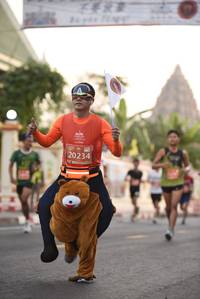 BIB: 20234
                            <button type="button" onclick="openModal(11293677)" class="btn btn-primary btn-sm float-right btn-popup" data-toggle="modal" data-target=".modal-high-quality">
                        <i class="fas fa-shopping-cart"></i> Add to Cart
                    </button>
                                            <button type="button" onclick="isThisMe(11293677, true)" class="btn btn-success btn-sm float-right btn-popup btn-isme hidden" data-toggle="tooltip" data-placement="bottom" title="นี่คือรูปของคุณใช่ไหม คลิกที่นี่เพื่อเอาเข้าอัลบั้ม">
                        <i class="fas fa-plus"></i> Add to album
                    </button>
                    <button type="button" onclick="isThisMe(11293677, false)" class="btn btn-warning btn-sm float-right btn-popup btn-isnotme hidden">
                        <i class="fas fa-ban"></i> Remove from album
                    </button>