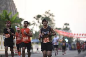 BIB: 20434, 22401, 27751
                            <button type="button" onclick="openModal(11297285)" class="btn btn-primary btn-sm float-right btn-popup" data-toggle="modal" data-target=".modal-high-quality">
                        <i class="fas fa-shopping-cart"></i> Add to Cart
                    </button>
                                            <button type="button" onclick="isThisMe(11297285, true)" class="btn btn-success btn-sm float-right btn-popup btn-isme hidden" data-toggle="tooltip" data-placement="bottom" title="นี่คือรูปของคุณใช่ไหม คลิกที่นี่เพื่อเอาเข้าอัลบั้ม">
                        <i class="fas fa-plus"></i> Add to album
                    </button>
                    <button type="button" onclick="isThisMe(11297285, false)" class="btn btn-warning btn-sm float-right btn-popup btn-isnotme hidden">
                        <i class="fas fa-ban"></i> Remove from album
                    </button>