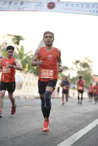 BIB: 206, 20128
                            <button type="button" onclick="openModal(11346964)" class="btn btn-primary btn-sm float-right btn-popup" data-toggle="modal" data-target=".modal-high-quality">
                        <i class="fas fa-shopping-cart"></i> Add to Cart
                    </button>
                                            <button type="button" onclick="isThisMe(11346964, true)" class="btn btn-success btn-sm float-right btn-popup btn-isme hidden" data-toggle="tooltip" data-placement="bottom" title="นี่คือรูปของคุณใช่ไหม คลิกที่นี่เพื่อเอาเข้าอัลบั้ม">
                        <i class="fas fa-plus"></i> Add to album
                    </button>
                    <button type="button" onclick="isThisMe(11346964, false)" class="btn btn-warning btn-sm float-right btn-popup btn-isnotme hidden">
                        <i class="fas fa-ban"></i> Remove from album
                    </button>