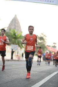 BIB: 618, 20128
                            <button type="button" onclick="openModal(11346901)" class="btn btn-primary btn-sm float-right btn-popup" data-toggle="modal" data-target=".modal-high-quality">
                        <i class="fas fa-shopping-cart"></i> Add to Cart
                    </button>
                                            <button type="button" onclick="isThisMe(11346901, true)" class="btn btn-success btn-sm float-right btn-popup btn-isme hidden" data-toggle="tooltip" data-placement="bottom" title="นี่คือรูปของคุณใช่ไหม คลิกที่นี่เพื่อเอาเข้าอัลบั้ม">
                        <i class="fas fa-plus"></i> Add to album
                    </button>
                    <button type="button" onclick="isThisMe(11346901, false)" class="btn btn-warning btn-sm float-right btn-popup btn-isnotme hidden">
                        <i class="fas fa-ban"></i> Remove from album
                    </button>