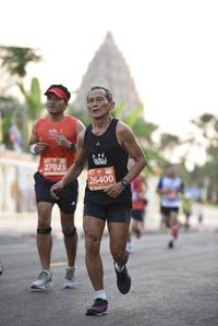 BIB: 27023, 26400
                            <button type="button" onclick="openModal(11345621)" class="btn btn-primary btn-sm float-right btn-popup" data-toggle="modal" data-target=".modal-high-quality">
                        <i class="fas fa-shopping-cart"></i> Add to Cart
                    </button>
                                            <button type="button" onclick="isThisMe(11345621, true)" class="btn btn-success btn-sm float-right btn-popup btn-isme hidden" data-toggle="tooltip" data-placement="bottom" title="นี่คือรูปของคุณใช่ไหม คลิกที่นี่เพื่อเอาเข้าอัลบั้ม">
                        <i class="fas fa-plus"></i> Add to album
                    </button>
                    <button type="button" onclick="isThisMe(11345621, false)" class="btn btn-warning btn-sm float-right btn-popup btn-isnotme hidden">
                        <i class="fas fa-ban"></i> Remove from album
                    </button>