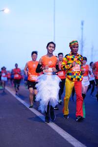BIB: 26991, 28896
                            <button type="button" onclick="openModal(10711733)" class="btn btn-primary btn-sm float-right btn-popup" data-toggle="modal" data-target=".modal-high-quality">
                        <i class="fas fa-shopping-cart"></i> Add to Cart
                    </button>
                                            <button type="button" onclick="isThisMe(10711733, true)" class="btn btn-success btn-sm float-right btn-popup btn-isme hidden" data-toggle="tooltip" data-placement="bottom" title="นี่คือรูปของคุณใช่ไหม คลิกที่นี่เพื่อเอาเข้าอัลบั้ม">
                        <i class="fas fa-plus"></i> Add to album
                    </button>
                    <button type="button" onclick="isThisMe(10711733, false)" class="btn btn-warning btn-sm float-right btn-popup btn-isnotme hidden">
                        <i class="fas fa-ban"></i> Remove from album
                    </button>