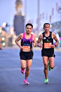 BIB: 20133, 25961
                            <button type="button" onclick="openModal(10713733)" class="btn btn-primary btn-sm float-right btn-popup" data-toggle="modal" data-target=".modal-high-quality">
                        <i class="fas fa-shopping-cart"></i> Add to Cart
                    </button>
                                            <button type="button" onclick="isThisMe(10713733, true)" class="btn btn-success btn-sm float-right btn-popup btn-isme hidden" data-toggle="tooltip" data-placement="bottom" title="นี่คือรูปของคุณใช่ไหม คลิกที่นี่เพื่อเอาเข้าอัลบั้ม">
                        <i class="fas fa-plus"></i> Add to album
                    </button>
                    <button type="button" onclick="isThisMe(10713733, false)" class="btn btn-warning btn-sm float-right btn-popup btn-isnotme hidden">
                        <i class="fas fa-ban"></i> Remove from album
                    </button>