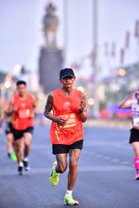 BIB: 586
                            <button type="button" onclick="openModal(10720319)" class="btn btn-primary btn-sm float-right btn-popup" data-toggle="modal" data-target=".modal-high-quality">
                        <i class="fas fa-shopping-cart"></i> Add to Cart
                    </button>
                                            <button type="button" onclick="isThisMe(10720319, true)" class="btn btn-success btn-sm float-right btn-popup btn-isme hidden" data-toggle="tooltip" data-placement="bottom" title="นี่คือรูปของคุณใช่ไหม คลิกที่นี่เพื่อเอาเข้าอัลบั้ม">
                        <i class="fas fa-plus"></i> Add to album
                    </button>
                    <button type="button" onclick="isThisMe(10720319, false)" class="btn btn-warning btn-sm float-right btn-popup btn-isnotme hidden">
                        <i class="fas fa-ban"></i> Remove from album
                    </button>