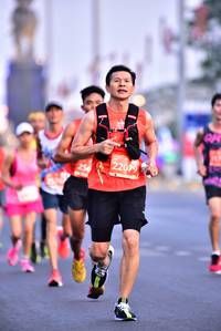BIB: 22079, 256
                            <button type="button" onclick="openModal(10719846)" class="btn btn-primary btn-sm float-right btn-popup" data-toggle="modal" data-target=".modal-high-quality">
                        <i class="fas fa-shopping-cart"></i> Add to Cart
                    </button>
                                            <button type="button" onclick="isThisMe(10719846, true)" class="btn btn-success btn-sm float-right btn-popup btn-isme hidden" data-toggle="tooltip" data-placement="bottom" title="นี่คือรูปของคุณใช่ไหม คลิกที่นี่เพื่อเอาเข้าอัลบั้ม">
                        <i class="fas fa-plus"></i> Add to album
                    </button>
                    <button type="button" onclick="isThisMe(10719846, false)" class="btn btn-warning btn-sm float-right btn-popup btn-isnotme hidden">
                        <i class="fas fa-ban"></i> Remove from album
                    </button>
