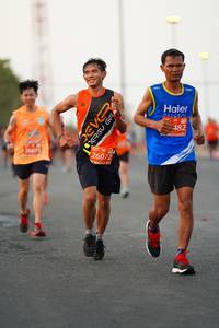 BIB: 182, 26072
                            <button type="button" onclick="openModal(11088504)" class="btn btn-primary btn-sm float-right btn-popup" data-toggle="modal" data-target=".modal-high-quality">
                        <i class="fas fa-shopping-cart"></i> Add to Cart
                    </button>
                                            <button type="button" onclick="isThisMe(11088504, true)" class="btn btn-success btn-sm float-right btn-popup btn-isme hidden" data-toggle="tooltip" data-placement="bottom" title="นี่คือรูปของคุณใช่ไหม คลิกที่นี่เพื่อเอาเข้าอัลบั้ม">
                        <i class="fas fa-plus"></i> Add to album
                    </button>
                    <button type="button" onclick="isThisMe(11088504, false)" class="btn btn-warning btn-sm float-right btn-popup btn-isnotme hidden">
                        <i class="fas fa-ban"></i> Remove from album
                    </button>