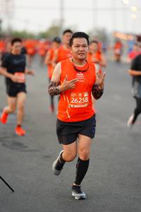 BIB: 26258
                            <button type="button" onclick="openModal(11101983)" class="btn btn-primary btn-sm float-right btn-popup" data-toggle="modal" data-target=".modal-high-quality">
                        <i class="fas fa-shopping-cart"></i> Add to Cart
                    </button>
                                            <button type="button" onclick="isThisMe(11101983, true)" class="btn btn-success btn-sm float-right btn-popup btn-isme hidden" data-toggle="tooltip" data-placement="bottom" title="นี่คือรูปของคุณใช่ไหม คลิกที่นี่เพื่อเอาเข้าอัลบั้ม">
                        <i class="fas fa-plus"></i> Add to album
                    </button>
                    <button type="button" onclick="isThisMe(11101983, false)" class="btn btn-warning btn-sm float-right btn-popup btn-isnotme hidden">
                        <i class="fas fa-ban"></i> Remove from album
                    </button>