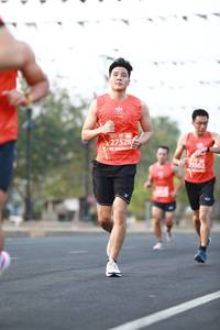 BIB: 27528, 25502
                            <button type="button" onclick="openModal(10641299)" class="btn btn-primary btn-sm float-right btn-popup" data-toggle="modal" data-target=".modal-high-quality">
                        <i class="fas fa-shopping-cart"></i> Add to Cart
                    </button>
                                            <button type="button" onclick="isThisMe(10641299, true)" class="btn btn-success btn-sm float-right btn-popup btn-isme hidden" data-toggle="tooltip" data-placement="bottom" title="นี่คือรูปของคุณใช่ไหม คลิกที่นี่เพื่อเอาเข้าอัลบั้ม">
                        <i class="fas fa-plus"></i> Add to album
                    </button>
                    <button type="button" onclick="isThisMe(10641299, false)" class="btn btn-warning btn-sm float-right btn-popup btn-isnotme hidden">
                        <i class="fas fa-ban"></i> Remove from album
                    </button>