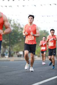 BIB: 27528, 25502
                            <button type="button" onclick="openModal(10640106)" class="btn btn-primary btn-sm float-right btn-popup" data-toggle="modal" data-target=".modal-high-quality">
                        <i class="fas fa-shopping-cart"></i> Add to Cart
                    </button>
                                            <button type="button" onclick="isThisMe(10640106, true)" class="btn btn-success btn-sm float-right btn-popup btn-isme hidden" data-toggle="tooltip" data-placement="bottom" title="นี่คือรูปของคุณใช่ไหม คลิกที่นี่เพื่อเอาเข้าอัลบั้ม">
                        <i class="fas fa-plus"></i> Add to album
                    </button>
                    <button type="button" onclick="isThisMe(10640106, false)" class="btn btn-warning btn-sm float-right btn-popup btn-isnotme hidden">
                        <i class="fas fa-ban"></i> Remove from album
                    </button>