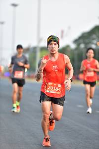 BIB: 20184
                            <button type="button" onclick="openModal(12462443)" class="btn btn-primary btn-sm float-right btn-popup" data-toggle="modal" data-target=".modal-high-quality">
                        <i class="fas fa-shopping-cart"></i> Add to Cart
                    </button>
                                            <button type="button" onclick="isThisMe(12462443, true)" class="btn btn-success btn-sm float-right btn-popup btn-isme hidden" data-toggle="tooltip" data-placement="bottom" title="นี่คือรูปของคุณใช่ไหม คลิกที่นี่เพื่อเอาเข้าอัลบั้ม">
                        <i class="fas fa-plus"></i> Add to album
                    </button>
                    <button type="button" onclick="isThisMe(12462443, false)" class="btn btn-warning btn-sm float-right btn-popup btn-isnotme hidden">
                        <i class="fas fa-ban"></i> Remove from album
                    </button>