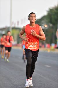 BIB: 20201
                            <button type="button" onclick="openModal(12461052)" class="btn btn-primary btn-sm float-right btn-popup" data-toggle="modal" data-target=".modal-high-quality">
                        <i class="fas fa-shopping-cart"></i> Add to Cart
                    </button>
                                            <button type="button" onclick="isThisMe(12461052, true)" class="btn btn-success btn-sm float-right btn-popup btn-isme hidden" data-toggle="tooltip" data-placement="bottom" title="นี่คือรูปของคุณใช่ไหม คลิกที่นี่เพื่อเอาเข้าอัลบั้ม">
                        <i class="fas fa-plus"></i> Add to album
                    </button>
                    <button type="button" onclick="isThisMe(12461052, false)" class="btn btn-warning btn-sm float-right btn-popup btn-isnotme hidden">
                        <i class="fas fa-ban"></i> Remove from album
                    </button>
