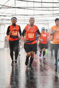 BIB: 21866, 22364, 221
                            <button type="button" onclick="openModal(11359887)" class="btn btn-primary btn-sm float-right btn-popup" data-toggle="modal" data-target=".modal-high-quality">
                        <i class="fas fa-shopping-cart"></i> Add to Cart
                    </button>
                                            <button type="button" onclick="isThisMe(11359887, true)" class="btn btn-success btn-sm float-right btn-popup btn-isme hidden" data-toggle="tooltip" data-placement="bottom" title="นี่คือรูปของคุณใช่ไหม คลิกที่นี่เพื่อเอาเข้าอัลบั้ม">
                        <i class="fas fa-plus"></i> Add to album
                    </button>
                    <button type="button" onclick="isThisMe(11359887, false)" class="btn btn-warning btn-sm float-right btn-popup btn-isnotme hidden">
                        <i class="fas fa-ban"></i> Remove from album
                    </button>