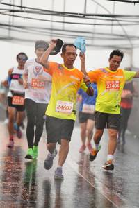 BIB: 21406, 27624, 24607
                            <button type="button" onclick="openModal(11341819)" class="btn btn-primary btn-sm float-right btn-popup" data-toggle="modal" data-target=".modal-high-quality">
                        <i class="fas fa-shopping-cart"></i> Add to Cart
                    </button>
                                            <button type="button" onclick="isThisMe(11341819, true)" class="btn btn-success btn-sm float-right btn-popup btn-isme hidden" data-toggle="tooltip" data-placement="bottom" title="นี่คือรูปของคุณใช่ไหม คลิกที่นี่เพื่อเอาเข้าอัลบั้ม">
                        <i class="fas fa-plus"></i> Add to album
                    </button>
                    <button type="button" onclick="isThisMe(11341819, false)" class="btn btn-warning btn-sm float-right btn-popup btn-isnotme hidden">
                        <i class="fas fa-ban"></i> Remove from album
                    </button>