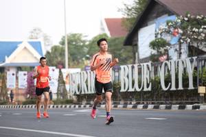 BIB: 20030
                            <button type="button" onclick="openModal(11223046)" class="btn btn-primary btn-sm float-right btn-popup" data-toggle="modal" data-target=".modal-high-quality">
                        <i class="fas fa-shopping-cart"></i> Add to Cart
                    </button>
                                            <button type="button" onclick="isThisMe(11223046, true)" class="btn btn-success btn-sm float-right btn-popup btn-isme hidden" data-toggle="tooltip" data-placement="bottom" title="นี่คือรูปของคุณใช่ไหม คลิกที่นี่เพื่อเอาเข้าอัลบั้ม">
                        <i class="fas fa-plus"></i> Add to album
                    </button>
                    <button type="button" onclick="isThisMe(11223046, false)" class="btn btn-warning btn-sm float-right btn-popup btn-isnotme hidden">
                        <i class="fas fa-ban"></i> Remove from album
                    </button>
